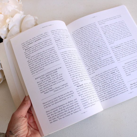 Vintage 1990s Book, "The Green Witch Herbal" by Barbara Griggs, 1994 - Picture 10 of 10